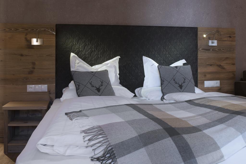 Hotel Italia Corvara In Badia Habitación foto